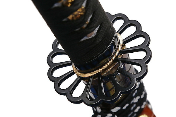 포토 JPG 해외이미지 전통 손 디자인 아시아 문화 무기 스포츠 백그라운드 미술 경비 동양인 사람없음 장식 일본 힘 흰색 칼날 역사 칼 가장자리 싸움 전쟁 날카로움 동쪽 고립 사무라이 철강 해외202004 해외포토 나라 컬러 모션 문화예술 안전 인종 신체부위 둘레 보호 방향 파일형식 이미지허브