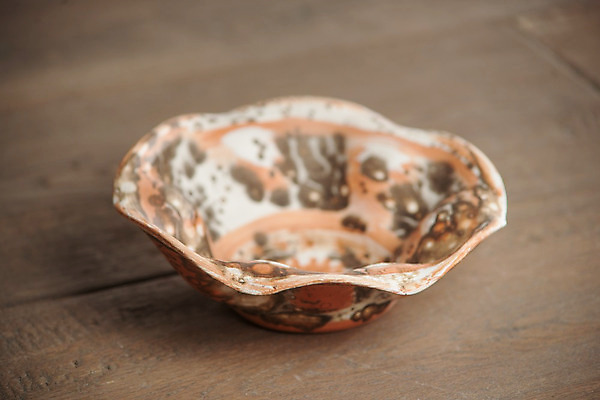 포토 JPG 해외이미지 전통 접시 디자인 문화 커피 음료 백그라운드 패턴 맥주 손잡이 미술 사람없음 장식 컵 세트 갈색 상점 머그컵 수확 흰색 시골 조끼 바 도자기 화려 사발 시장 냄비 수집 오브젝트 복고 기념품 점토 토기 유리주전자 수공예품 옛날 핸드메이드 스타일 해외202004 해외포토 식기 컬러 컨셉 무늬 농업 유리 주전자 문화예술 주류 외투 용기_그릇 사기그릇 솥 공예품 파일형식 이미지허브