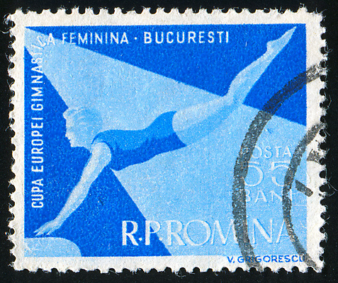 포토 JPG 해외이미지 전신 여자 올림픽 한명 성인 파란색 체조선수 체조 기념물 우표 도마체조 성인여자한명만 해외202004 해외포토 1 스포츠 컬러 운동선수 사람 운동 여자한명만 성인여자만 파일형식 이미지허브