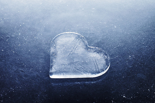 포토 JPG 해외이미지 사랑 사람없음 냉동 얼음 하트 투명 시원함 해외202004 해외포토 자연요소 모양 감정 파일형식 이미지허브