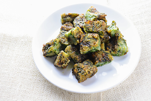 포토 JPG 해외이미지 전통 접시 아시아 문화 음식 조각 잎 채소 재료 태국 밥 디저트 거리 건강 마늘 요리 동양인 사람없음 초록색 식사 중국 튀김 신선 맛 수증기 반죽 밀가루 부드러움 부추 파 쪽파 폭식 고립 깊이 녹말 대두 채식주의자 해외202004 해외포토 식물 식기 나라 컬러 컨셉 인종 감각 가루 채식 파일형식 이미지허브