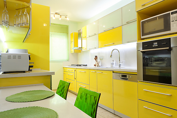 포토 JPG 해외이미지 가구 의자 창문 가정 탁자 주방용품 바닥 주택 실내 사람없음 내부 목재 장식 빛 인테리어 주방 기계 장비 고급 캐비닛 타일 싱크대 진열장 대리석 빛망울 화강암 스타일 해외202004 해외포토 나무 디자인 생활용품 컨셉 재료 건물 암석 사물함 개수대 파일형식 이미지허브