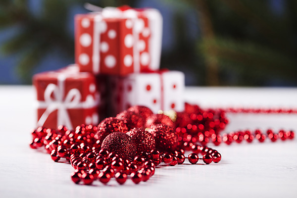 포토 JPG 해외이미지 나무 전통 계절 크리스마스장식 크리스마스 겨울 공 가족 자연 휴가 크리스마스카드 기념 매달리기 선물 사람없음 장식 빛 크리스마스트리 산타클로스 장식볼 나뭇가지 축하 원형 의식 12월 자르기 심볼 크리스마스이브 가문비나무 해외202004 해외포토 도형 식물 기념일 컨셉 관계 모션 카드_감사 날짜 생태계 파일형식 이미지허브