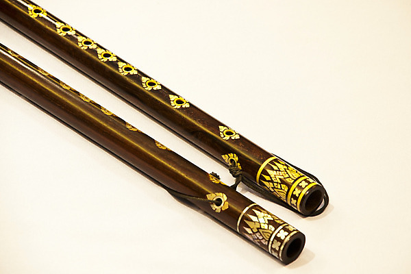 포토 JPG 해외이미지 전통 공원 교육 남자 행복 아시아 종교 음악 태국 놀이 기념 이야기 미술 동양인 풍경 여러명 사람없음 목재 빨간색 초록색 정원 교사 축제 소리 골동품 도구 영혼 보호 만족 대학교 북쪽 7월 뮤지컬 숭배 신앙심 옛날 해외202004 해외포토 나무 직업 공공시설 감정 나라 컬러 다수 컨셉 재료 학교 문화예술 사람 인종 날짜 방향 파일형식 이미지허브