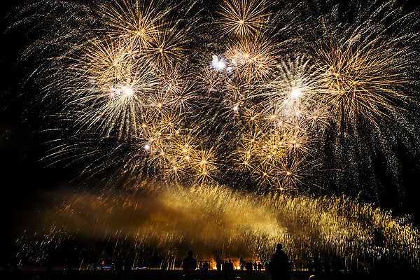 포토 JPG 해외이미지 행복 백그라운드 하늘 불 추상 휴가 불꽃 새로움 기념 이벤트 사람없음 빨간색 빛 컬러풀 파티 검은색 축제 어둠 자유 로켓 축하 4 야간 큼 폭발 연도 마법 7월 광 독립 해외202004 해외포토 자연요소 감정 컬러 컨셉 무늬 숫자 날짜 크기 파일형식 이미지허브