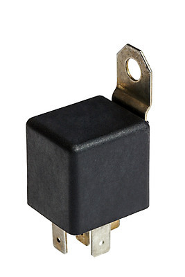 포토 JPG 해외이미지 산업 백그라운드 자동차 사람없음 상자 검은색 힘 기계 장비 에너지 흰색 수리 플러그 제조 보호 연결 계주 오브젝트 서비스 전자 멀리 스위치 조절 격파 고립 자동 전압 제어 공급 해외202004 해외포토 육상교통 컬러 컨셉 모션 육상스포츠 파일형식 이미지허브