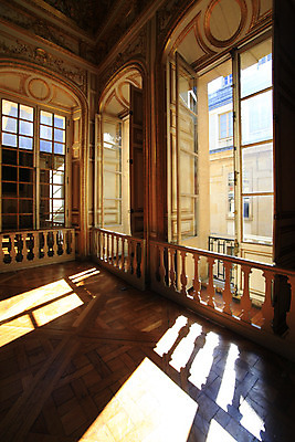 포토 JPG 해외이미지 전통 외관 유럽 종교 문화 조각 여행 건축양식 창문 사람없음 교회 궁전 프랑스 수확 역사 클래식 고급 엽서 대리석 베르사유 프랑스어 웅장함 해외202004 해외포토 문자 건축 나라 컨셉 고건축 농업 재료 종교건축 건물 편지 파리_프랑스 파일형식 이미지허브