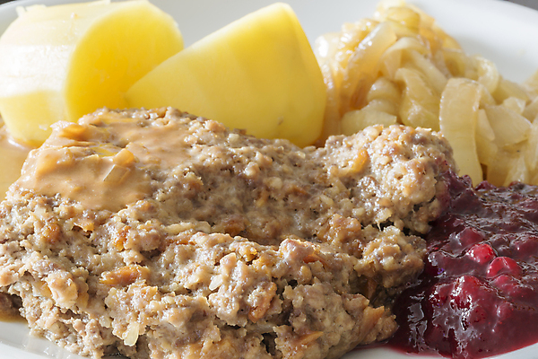 포토 JPG 해외이미지 접시 음식 양파 감자 스웨덴 육류 사람없음 갈색 닫기 맛 잼 해외202004 해외포토 식기 컬러 컨셉 채소 식재료 모션 북유럽 소스_음식 파일형식 이미지허브