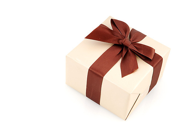 포토 JPG 해외이미지 포장 선물 사람없음 상자 놀람 고급 정상 큼 활 고립 해외202004 해외포토 감정 컨셉 표정 크기 파일형식 이미지허브