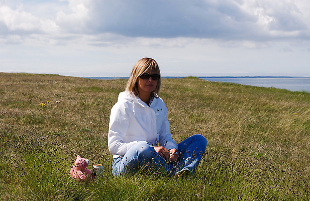 포토 JPG 해외이미지 1 여자 행복 얼굴 파도 바다 자연 한명 사람 성인 물 기쁨 해외202004 해외포토 자연요소 감정 신체부위 생태계 파일형식 이미지허브