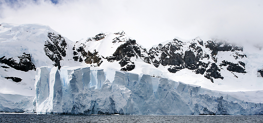 포토 JPG 해외이미지 바다 사람없음 물 냉동 얼음 추위 남극 북극 봉 빙산 해외202004 해외포토 자연요소 극지방 파일형식 이미지허브