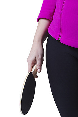 포토 JPG 해외이미지 백인 라이프스타일 손 여자 행복 스포츠 백그라운드 놀이 탁자 건강 한명 미소 사람 성인 운동복 운동 검은색 테니스 게임 흰색 라켓 은퇴 연습 보유 옛날 해외202004 해외포토 서양인 1 옷 감정 스포츠용품 컬러 가구 표정 생활 신체부위 구기 파일형식 이미지허브