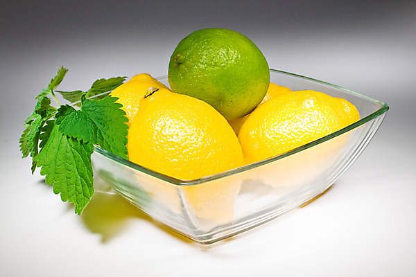 포토 JPG 해외이미지 접시 음식 잎 다이어트 채소 과일 재료 유리 귤 건강 사람없음 초록색 여름 노란색 쌓기 흰색 신선 맛 시원함 먹기 레몬 민트 허브 라임 내추럴 고립 모히토 해외202004 해외포토 식물 식기 계절 컬러 컨셉 모션 재질 칵테일 파일형식 이미지허브