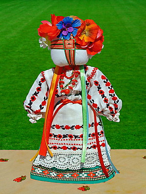 포토 JPG 해외이미지 전통 드레스 패턴 목걸이 놀이 휴가 창조 이야기 미술 사람없음 장식 빨간색 파란색 컬러풀 장난감 귀여움 어둠 기쁨 게임 흰색 축하 직물 바느질 심볼 오브젝트 복고 쇼 기념품 부드러움 자수 걸레 마리오네트 꼭두각시 옛날 전국 핸드메이드 해외202004 해외포토 옷 감정 인형 컬러 컨셉 무늬 장신구 문화예술 감각 청소도구 파일형식 이미지허브