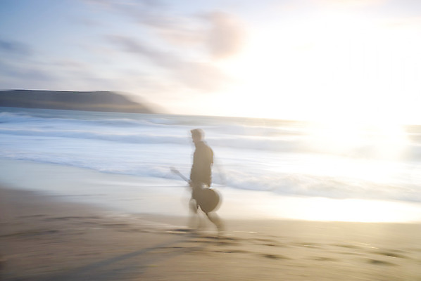 포토 JPG 해외이미지 1 라이프스타일 남자 행복 실루엣 모래 바다 휴가 건강 사람 풍경 사람없음 야외 물 파란색 태양 유행 황혼 일몰 기쁨 음악가 자유 기구 기타 예술가 기타리스트 무료 뮤지컬 블러 해외202004 해외포토 자연요소 직업 감정 음악 컬러 컨셉 현악기 촬영기법 생활 노을 연주자 파일형식 이미지허브