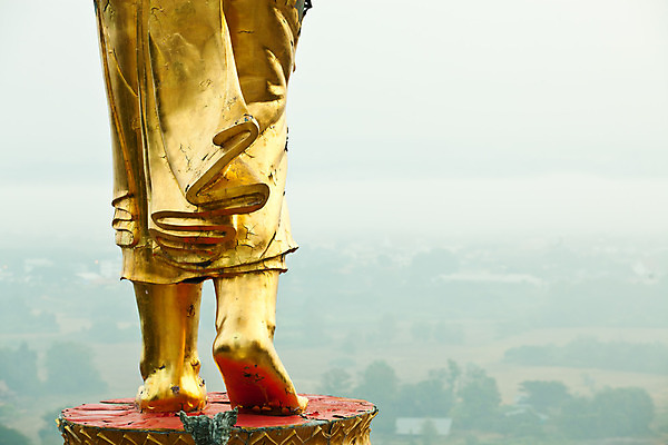 포토 JPG 해외이미지 아이콘 손 아시아 종교 문화 얼굴 조각 불교 태국 하늘 미술 서기 동양인 사람없음 파란색 조각상 평화 산책 사찰 황금 심볼 명상 청동 동쪽 숭배 신앙심 존경 해외202004 해외포토 나라 컬러 컨셉 종교건축 모션 문화예술 휴식 인종 신체부위 조형물 방향 파일형식 이미지허브
