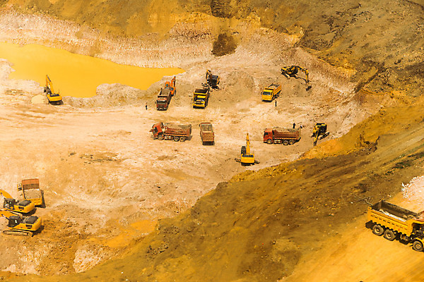 포토 JPG 해외이미지 산업 지구 모래 사람없음 건물 노란색 기계 흙 장비 업무 바퀴 땅 불도저 굴착기 삽 발굴 양동이 국자 트랙터 무거움 채석 해외202004 해외포토 건축물 컬러 주방용품 작업 중장비 무게 농기계 특수차량 파일형식 이미지허브