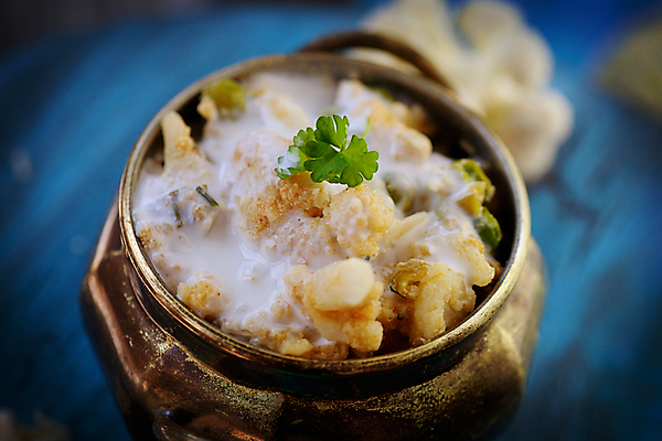 포토 JPG 해외이미지 전통 아시아 다이어트 토마토 채소 탁자 서브 건강 육류 요리 사람없음 목재 숟가락 식사 저녁식사 치킨 시골 신선 뜨거움 수프 인도인 먹기 허브 크림 향신료 국자 준비 유기농 카레 점심식사 채식주의자 핸드메이드 비건 해외202004 해외포토 외국인 나무 식물 웰빙 나라 음식 가구 식재료 재료 모션 주방용품 수저 동양인 채식 닭고기요리 향미료 파일형식 이미지허브