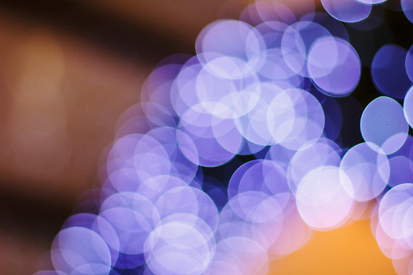 포토 JPG 해외이미지 디자인 백그라운드 크리스마스 패턴 추상 휴가 전등 미술 사람없음 장식 빛 파티 축제 축하 원형 야간 소프트포커스 보케 광 블러 해외202004 해외포토 자연요소 도형 기념일 컨셉 무늬 문화예술 조명 촬영기법 이벤트 파일형식 이미지허브