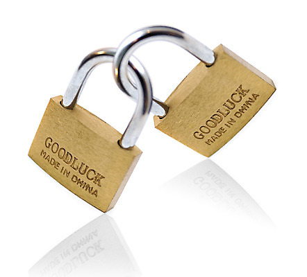 포토 JPG 해외이미지 컨셉 열쇠 새로움 주택 아이디어 자물쇠 매달리기 경비 안전 사람없음 반사 금속 중국 힘 자유 금지 수확 오픈 행운 황금 클래식 닫기 보호 철 입장 심볼 오브젝트 복고 잠금 보안 고립 무료 해외202004 해외포토 아시아 농업 모션 재질 건물 파일형식 이미지허브