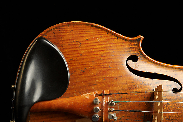 포토 JPG 해외이미지 줄 신체 사람없음 목재 기구 바이올린 뮤지컬 해외202004 해외포토 나무 재료 현악기 파일형식 이미지허브