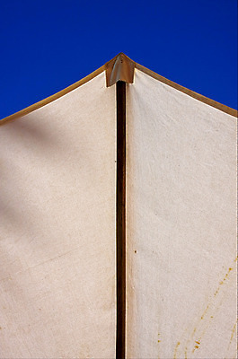 포토 JPG 해외이미지 선 백그라운드 패턴 날개 아프리카 자연 하늘 추상 사람없음 목재 여름 파란색 태양 갈색 노란색 검은색 회색 흰색 면 점 얼룩 삼각형 질감 양산 마다가스카르 해외202004 해외포토 자연요소 도형 나무 계절 나라 컬러 무늬 재료 생태계 파일형식 이미지허브