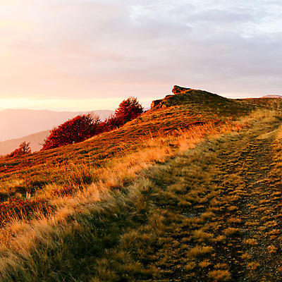 포토 JPG 해외이미지 구름 도로 자연 하늘 아침 휴식 산 풍경 사람없음 빨간색 태양 침묵 장면 넘어짐 웅장함 수평선 해외202004 해외포토 주간 자연요소 길 컬러 컨셉 교통시설 모션 소리 생태계 파일형식 이미지허브