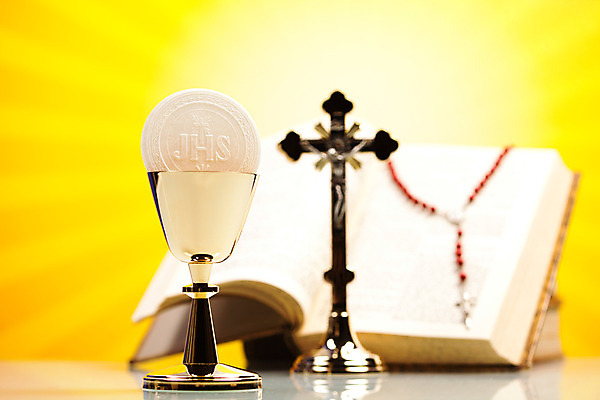 포토 JPG 해외이미지 기독교 종교 빵 십자가 옥수수 사람없음 책 교회 과자 믿음 성경 저녁식사 천주교 기도 예수 목사 확인 증거 신성 묵주 덩어리 설교 복음 성배 성찬식 성체 숭배 신앙심 해외202004 해외포토 감정 음식 종교용품 종교건축 디저트 곡류 건물 식사 신_종교 성직자 파일형식 이미지허브