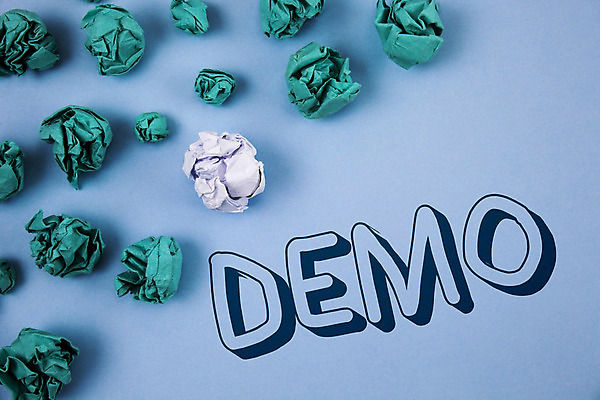 포토 JPG 해외이미지 모델 직업 전통 산업 캠페인 컨셉 인터넷 비즈니스 회의 기술 설명 서기 사람없음 디지털 공연 장비 정보 발표 어플리케이션 상품 서비스 비전 재판 트레일러 승진 순서 시위 경영 마케팅 설치 소프트웨어 지원 해외202004 해외포토 모션 이벤트 법 파일형식 이미지허브