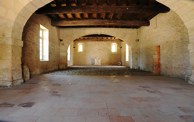 포토 JPG 해외이미지 건축양식 사람없음 여행객 프랑스 역사 옛날 해외202004 해외포토 건축 유럽 사람 파일형식 이미지허브