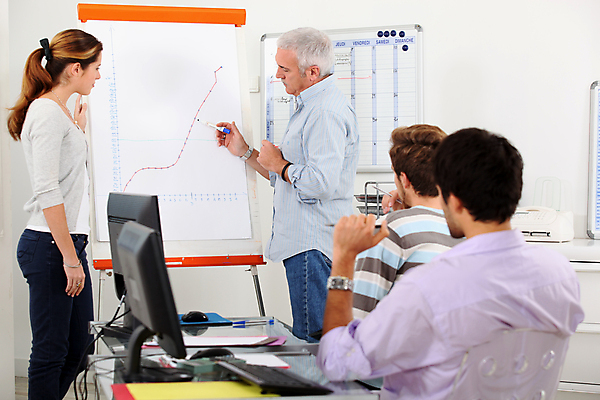 포토 JPG 해외이미지 학생 여자 남자 40대 비즈니스 사업가 학교 탁자 그래프 노동자 사람 앉기 풍경 여러명 20대 성인 컴퓨터 사무실 판매 강사 교사 교수 성장 흰색 비즈니스우먼 발표 그룹 예측 동료 대학교 화이트보드 프로젝트 콜라보레이션 해외202004 해외포토 직업 교육 컬러 중년 가구 다수 컨셉 관계 모션 청년 전자제품 직장인 파일형식 이미지허브