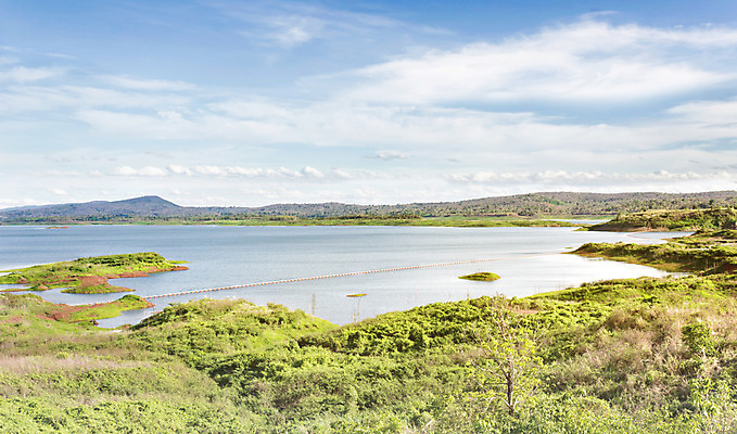 포토 JPG 해외이미지 구름 응시 행복 호수 여행 백그라운드 자연 하늘 휴가 휴식 산 풍경 사람없음 물 여름 파란색 햇빛 맑음 도전 저수지 신선 댐 손목시계 발견 해외202004 해외포토 자연요소 시선 계절 공공시설 감정 시계 컬러 컨셉 장신구 날씨 태양 생태계 파일형식 이미지허브