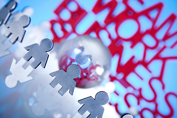 포토 JPG 해외이미지 비즈니스 성공 협력 사람모양 실내 타이포그라피 사람없음 아웃포커스 파란배경 유리구슬 해외202004 해외포토 모양 문자 백그라운드 컨셉 유리 촬영기법 내부 파란색 구슬 파일형식 이미지허브