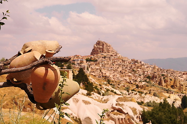 포토 JPG 해외이미지 전통 지구 사람없음 마을 꽃병 흙 도자기 냄비 땅 과거 토기 수공예 핸드메이드 해외202004 해외포토 꽃 컨셉 용기_그릇 솥 공예 파일형식 이미지허브