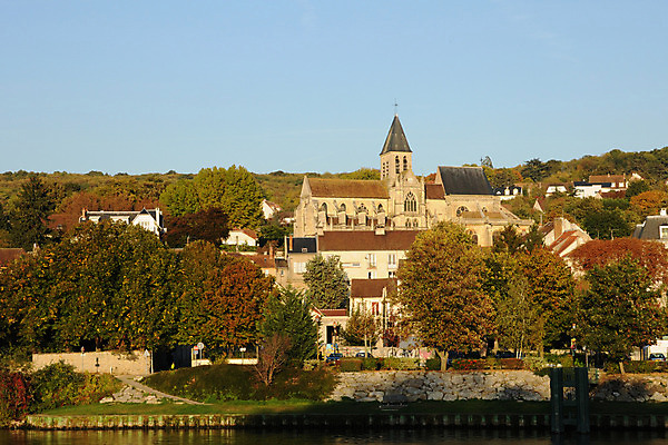 포토 JPG 해외이미지 나무 주택 풍경 사람없음 야외 물 강 교회 프랑스 도시 강가 그림 타운 종탑 해외202004 해외포토 자연요소 식물 유럽 종교건축 건물 탑 파일형식 이미지허브