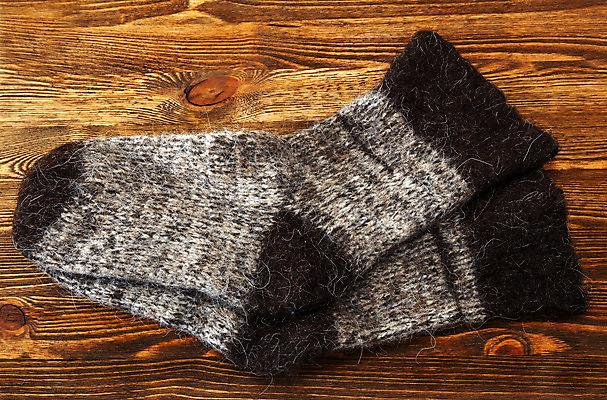 포토 JPG 해외이미지 옷 2 겨울 스키 양말 따뜻함 취미 사람없음 야외 갈색 추위 직물 뜨개질 실 솜털 양모 핸드메이드 해외202004 해외포토 계절 컬러 겨울스포츠 파일형식 이미지허브