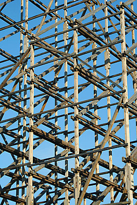 포토 JPG 해외이미지 구름 공원 하늘 휴가 사람없음 목재 파란색 축제 승차 속도 롤러 공평 해외202004 해외포토 자연요소 나무 공공시설 컬러 재료 모션 파일형식 이미지허브