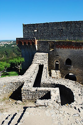 포토 JPG 해외이미지 외관 문화 벽 건축양식 하늘 열쇠 돌담 미술 사람없음 파란색 궁전 바위 성 중세 역사 포르투갈 마법 12 귀족 세기 옛날 해외202004 해외포토 건축물 건축 유럽 컬러 고건축 모션 문화예술 담장 숫자 돌_바위 파일형식 이미지허브
