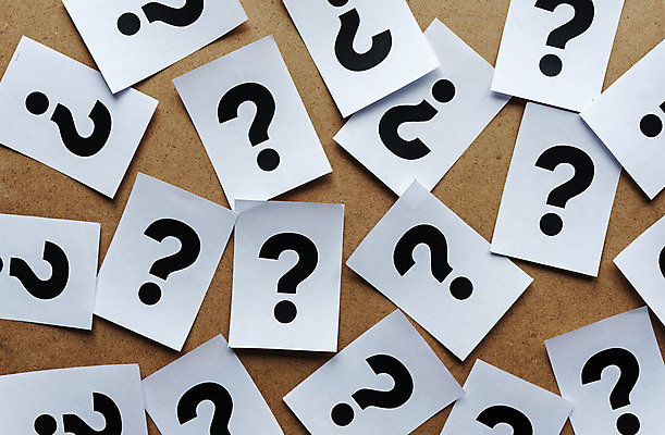 포토 JPG 해외이미지 종이 조각 컨셉 표시 사람없음 쪽지 신용카드 퍼즐 퀴즈 선택 질문 심볼 흔적 사인 검색 질감 기회 문제 겹침 해결 의문 발견 의심 구두점 조언 혼란 많음 해외202004 해외포토 감정 금융 구두상점 파일형식 이미지허브