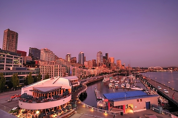 포토 JPG 해외이미지 산업 도로 교통수단 건축양식 자동차 전등 거리 파노라마 사람없음 건물 빛 도시풍경 사무실 반사 탑 항구 식당 고층빌딩 식사 미국 황혼 일몰 새벽 카페 도시 보트 도심 야간 저녁 스카이라인 빛망울 천연기념물 시애틀 워싱턴 해외202004 해외포토 자연요소 건축물 건축 길 육상교통 교통 북아메리카 배_교통 비즈니스 교통시설 조명 촬영기법 풍경 빌딩 노을 상점 파일형식 이미지허브