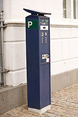 포토 JPG 해외이미지 손 유럽 시계 돈 자동차 거리 덴마크 사람없음 도시풍경 동전 기계 도시 시간 티켓 주차 결제 삽입 코펜하겐 한계 해외202004 해외포토 나라 육상교통 북유럽 풍경 신체부위 재산 파일형식 이미지허브