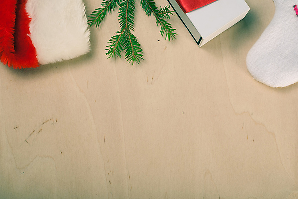 포토 JPG 해외이미지 나무 디자인 계절 리본 백그라운드 컨셉 크리스마스 겨울 공 휴가 새로움 새해 기념 털 선물 이벤트 사람없음 장식 빨간색 산타클로스 파티 축제 흰색 나뭇가지 눈송이 우아함 12월 큐브 묘사 오브젝트 복고 패키지 전나무 카피스페이스 클라우스 해외202004 해외포토 식물 기념일 컬러 눈_날씨 공백 날짜 파일형식 이미지허브