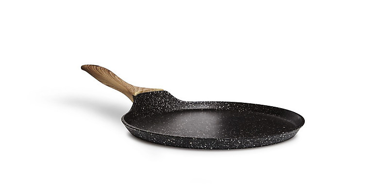 포토 JPG 해외이미지 음식 백그라운드 탁자 주방용품 건강 손잡이 요리 사람없음 목재 금속 주방 검은색 저녁식사 튀김 흰색 기구 아침식사 정상 철 오브젝트 준비 싱글 팬케이크 고립 얇은 해외202004 해외포토 나무 컬러 가구 생활용품 재료 재질 케이크 식사 파일형식 이미지허브