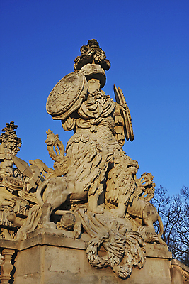 포토 JPG 해외이미지 사람없음 조각상 궁전 해외202004 해외포토 고건축 조형물 파일형식 이미지허브