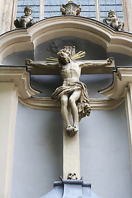 포토 JPG 해외이미지 유럽 기독교 종교 십자가 미술 사람없음 조각상 성당 교회 평화 성경 기도 영혼 비엔나 오스트리아 성자 입장 장면 신성 안심 고딕 신앙심 옛날 정문 해외202004 해외포토 나라 컨셉 종교용품 종교건축 문화예술 육류 건물 조형물 문 파일형식 이미지허브