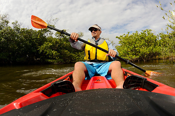 포토 JPG 해외이미지 남자 스포츠 한명 성인 야외 여름 카누 카약 노젓기 성인남자한명만 해외202004 해외포토 1 계절 모션 사람 수상스포츠 남자한명만 성인남자만 파일형식 이미지허브