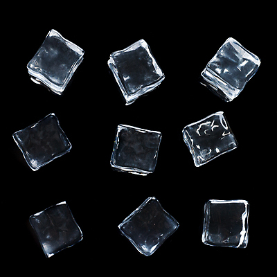 포토 JPG 해외이미지 사람없음 얼음 검은색 블록 투명 액체 시원함 큐브 정사각형 고체 해외202004 해외포토 자연요소 도형 컬러 파일형식 이미지허브