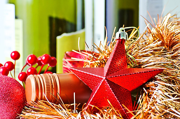 포토 JPG 해외이미지 계절 별 백그라운드 크리스마스 휴가 새해 사람없음 장식 빨간색 파티 와인 축하 샴페인 해외202004 해외포토 자연요소 기념일 컬러 컨셉 주류 이벤트 파일형식 이미지허브