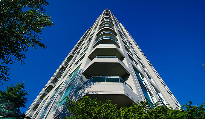 포토 JPG 해외이미지 외관 패턴 건축양식 창문 하늘 아파트 사람없음 건물 파란색 사무실 탑 발코니 도시 큼 상승 콘도 직사각형 리빙 규칙적 해외202004 해외포토 도형 건축물 건축 컬러 컨셉 무늬 비즈니스 숙소 주택 크기 파일형식 이미지허브