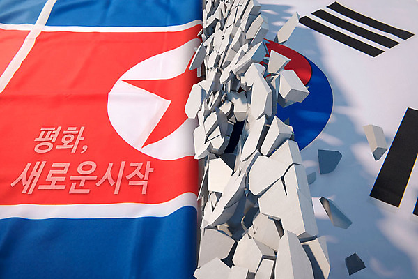 PSD 편집이미지 한국 사람없음 3D 평화 태극기 사회이슈 디지털합성 깨짐 북한 북한국기 정상회담 편집소스 남북회담 이미지편집 편집3D 아시아 컨셉 회의 경제 국기 파일형식